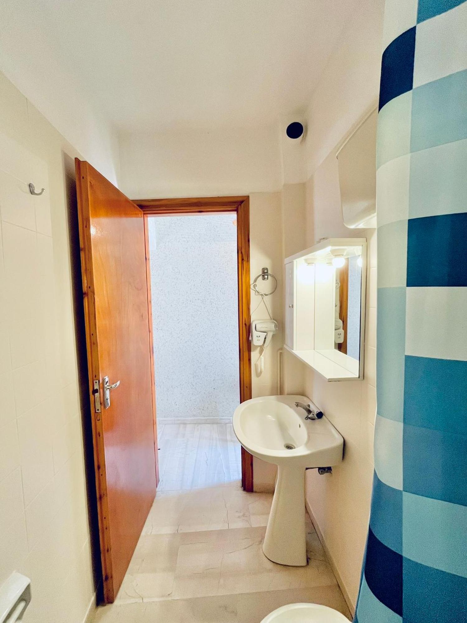 Oelia Rooms & Apartments Agia Marina  외부 사진