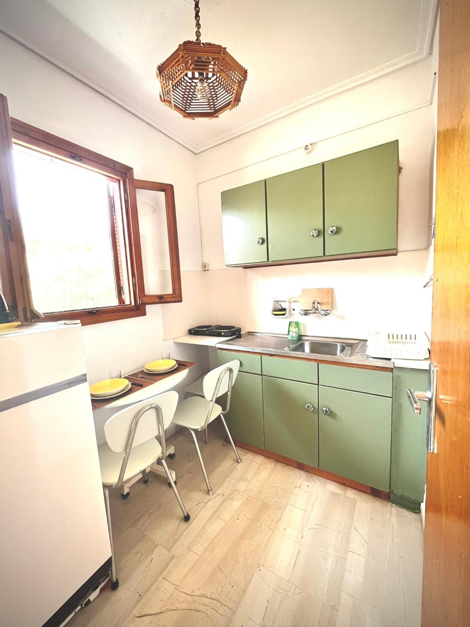 Oelia Rooms & Apartments Agia Marina  외부 사진