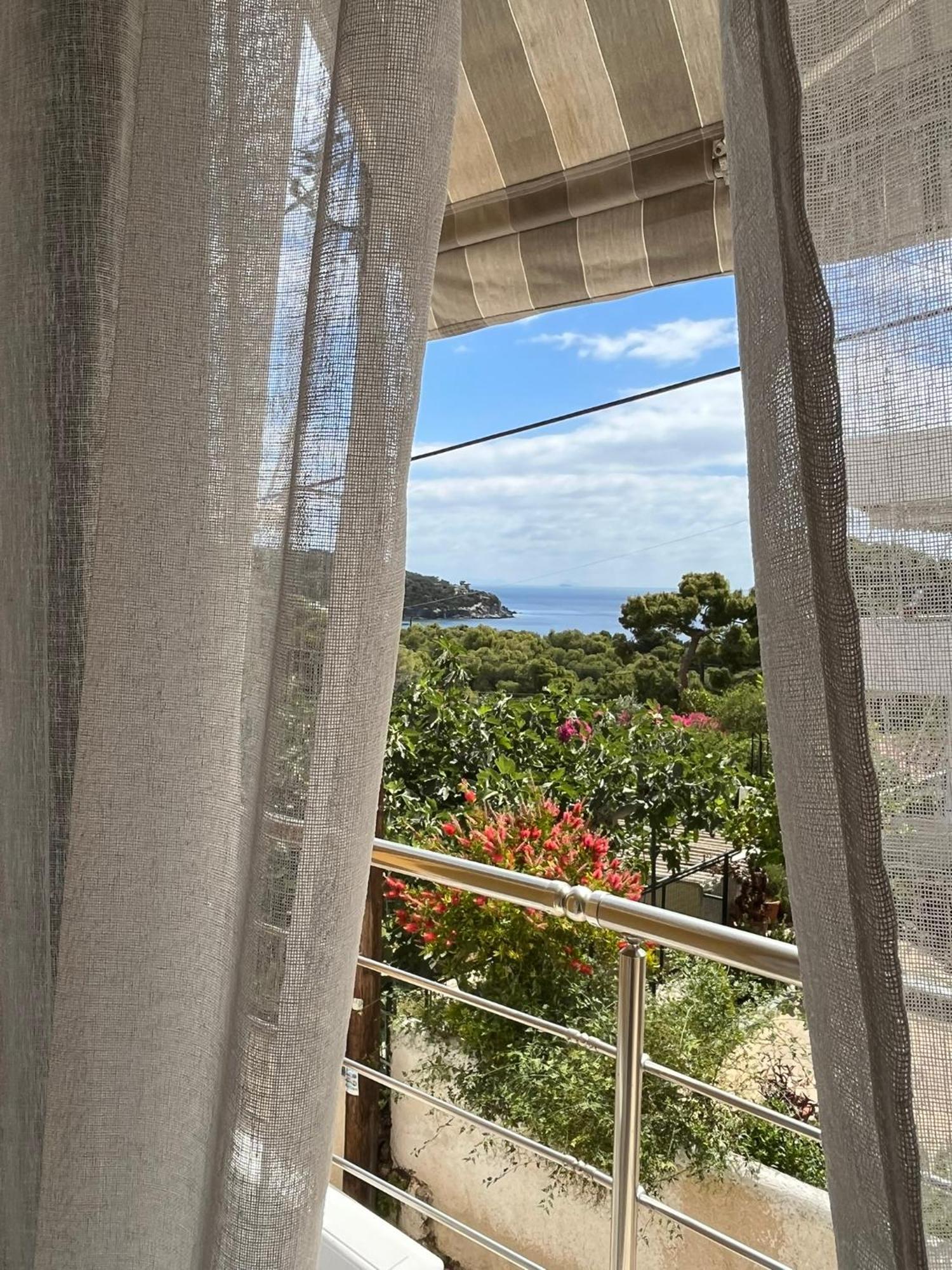 Oelia Rooms & Apartments Agia Marina  외부 사진