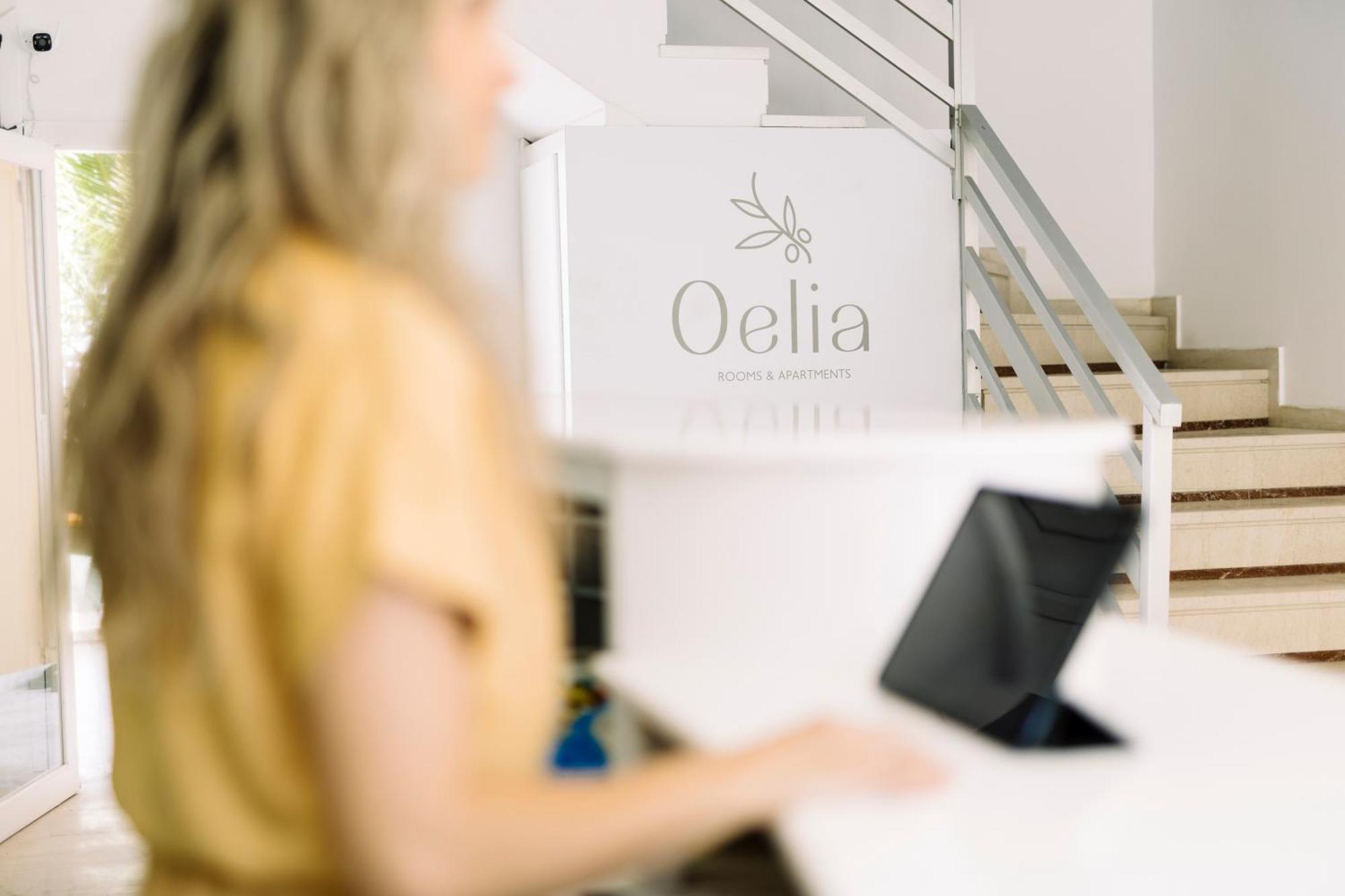 Oelia Rooms & Apartments Agia Marina  외부 사진