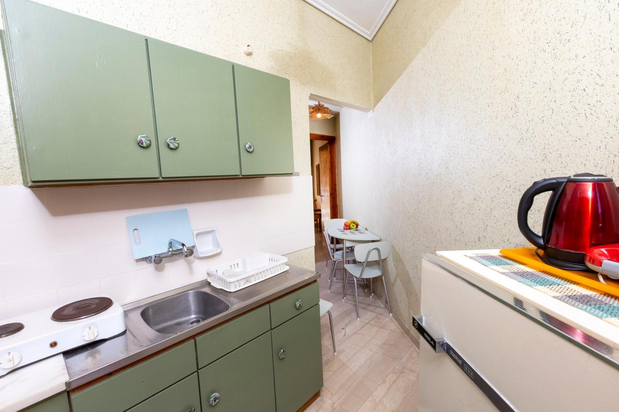 Oelia Rooms & Apartments Agia Marina  외부 사진